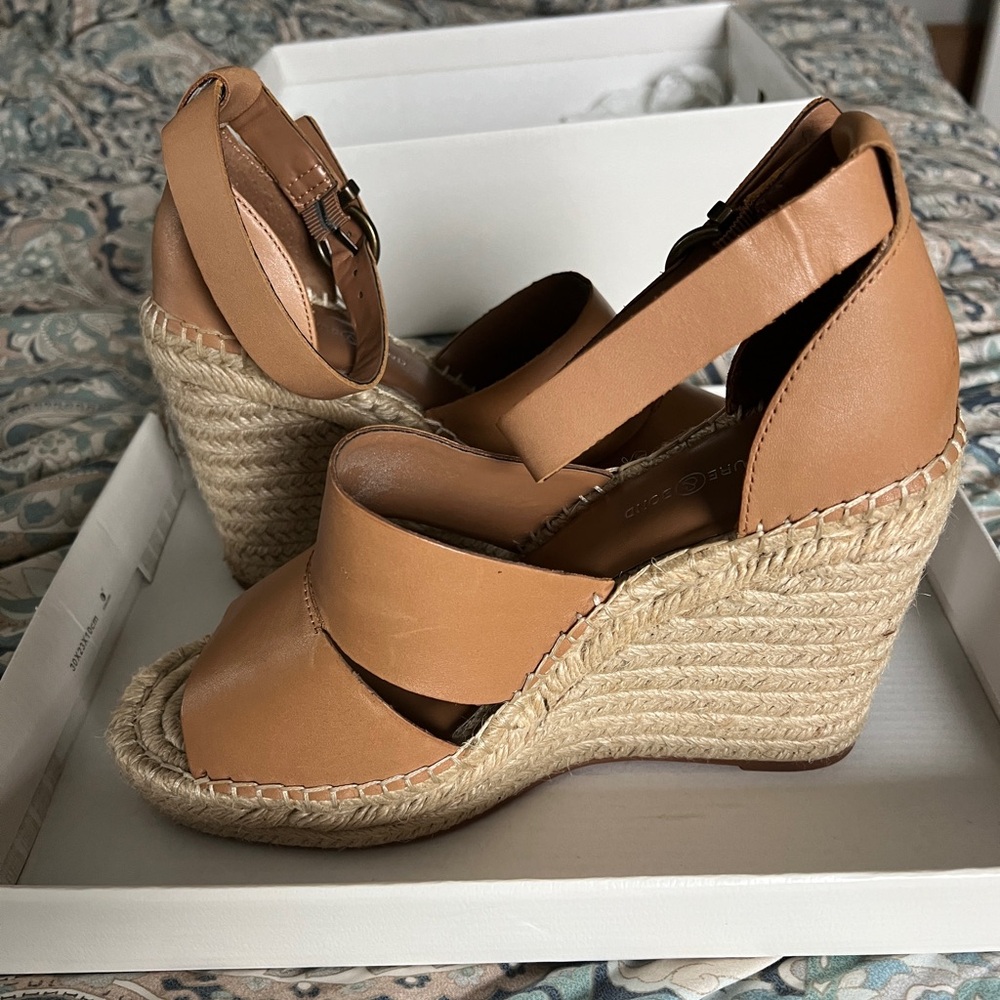 Treasure & Born Sannibel Platform Wedge Sandal